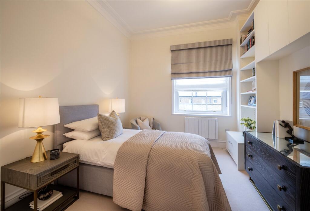 3 bedroom apartment for sale in Cumberland Terrace, Regent's Park, London, NW1
